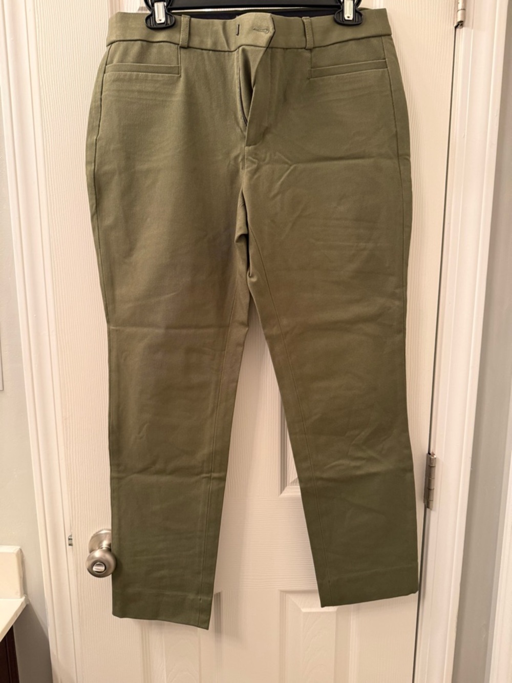 Banana Republic Sloan Curvy Fit Pants in Olive Green